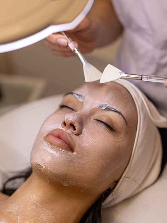 FACIALS & PEELS